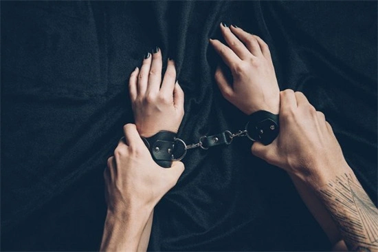 【西檬之家】字母圈的Aftercare：BDSM实践中的情感闭环与心理修复